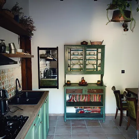 Rose Hedge Holiday home